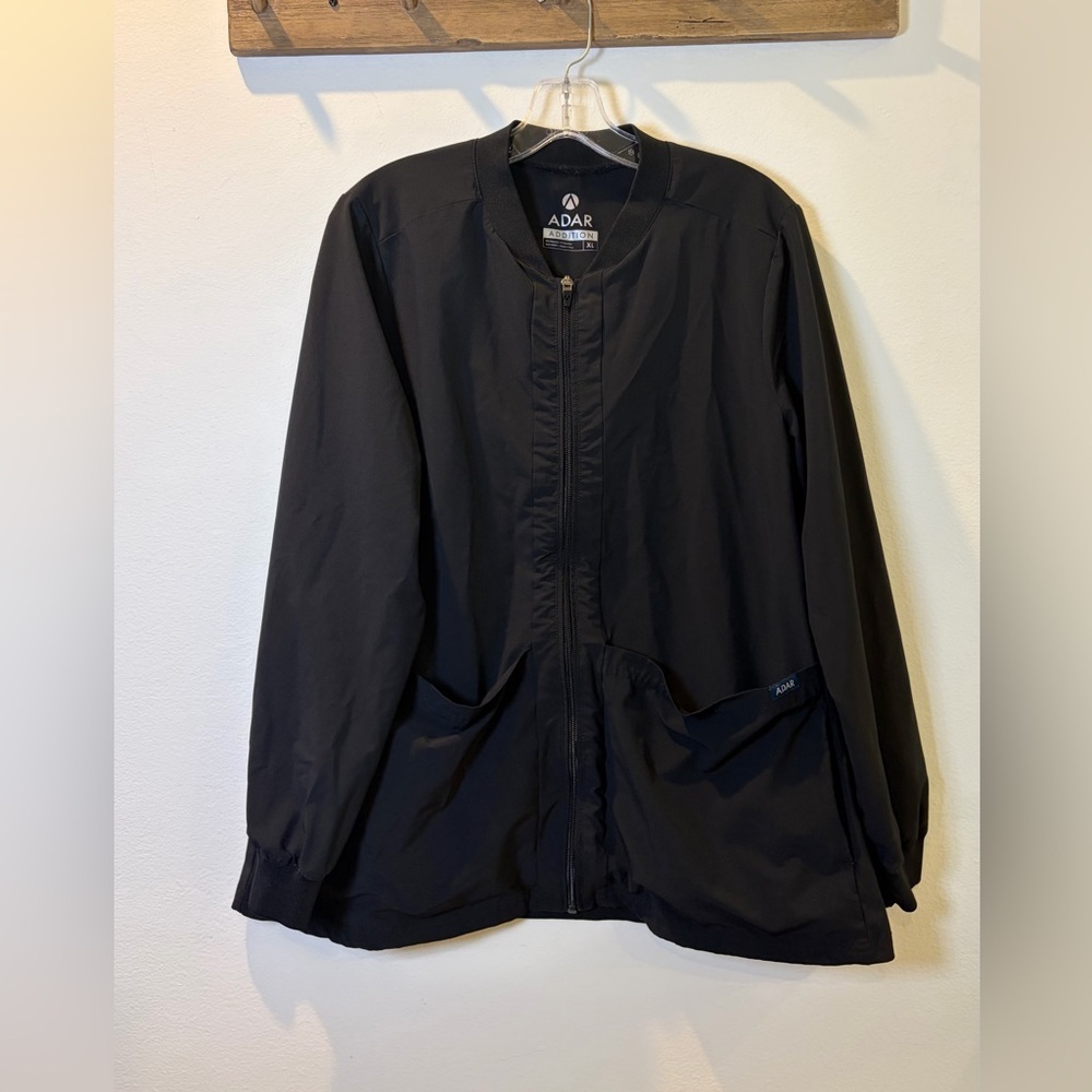 Adar Scrubs for Women - Zippered Bomber
Scrub Jacket size XL black